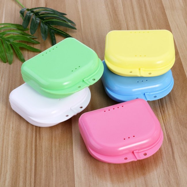 1pcs Dental Orthodontic Retainer Denture Storage Case Box Mouthguard Container erforated Tooth Box Holder Holder Box5 Colors