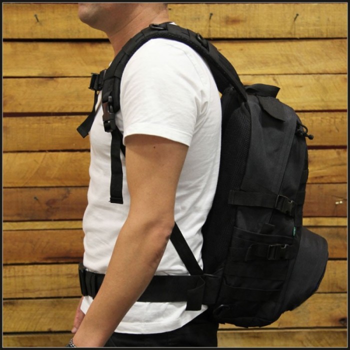 On sale clearance YAKEDA 30L outdoor waterproof black EDC pack military tactical backpack mochila tatica