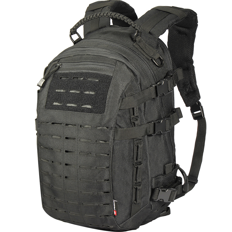 What is MOLLE? Knivesandtools explains!