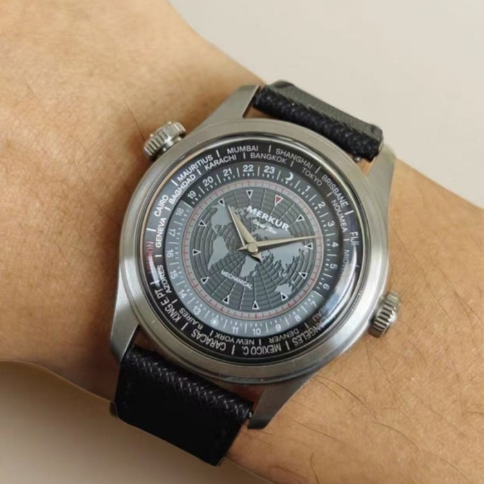 World Time Enamel Dial casual manual mechanical watch steel watch Vintage Date Window