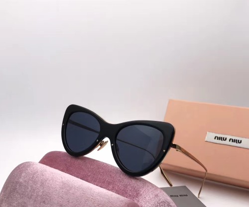 Buy quality Copy MIUMIU Sunglasses online SMI203