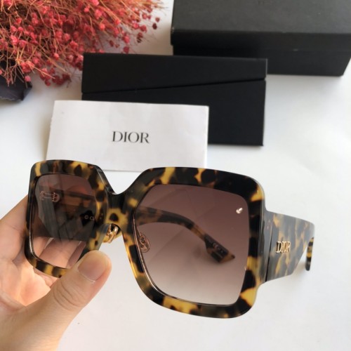 Designer Style, Lifestyle Prices: Chic Dupes for Less Dior SC092