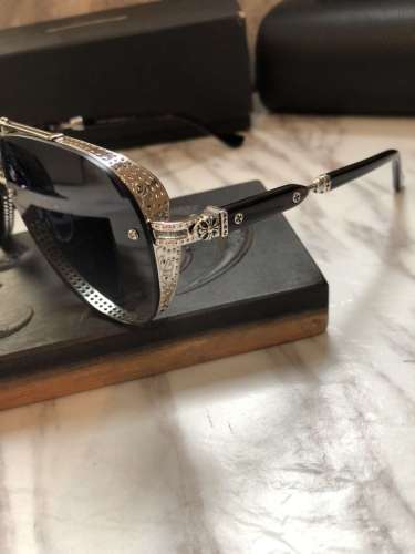 Buy knockoff chrome hearts Sunglasses Online SCE128