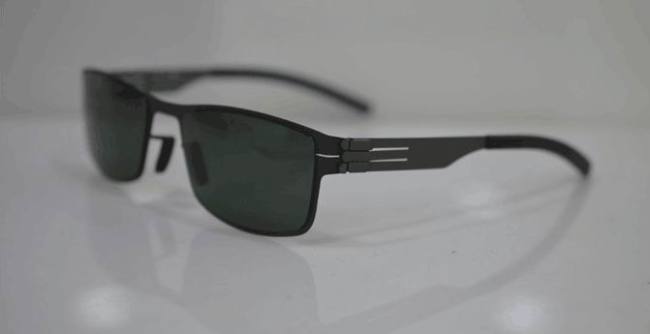 Light as a Feather: Economical Lightweight Sunglasses fake ic! Berlin RI001