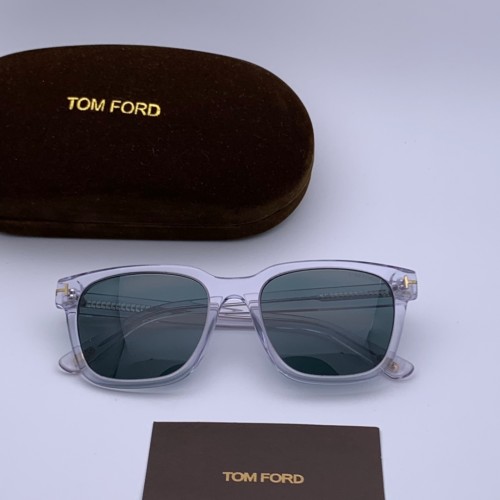 Buy TOM FORD Sunglasses FT0690 Online STF198