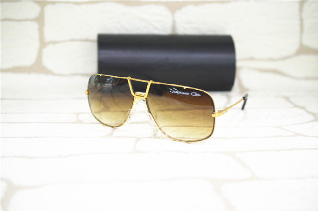 Inexpensive High-Fashion Square Sunglasses CAZAL FCZ022 | Bold Style, Small Price
