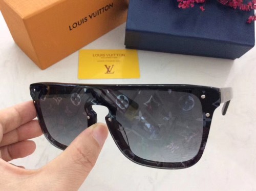 Shop L^V Sunglasses Z2329E Online Store SLV200