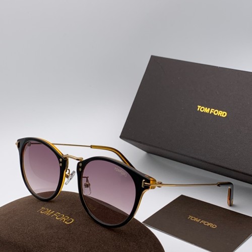 Shop reps tom ford Sunglasses FT0673 Online STF185