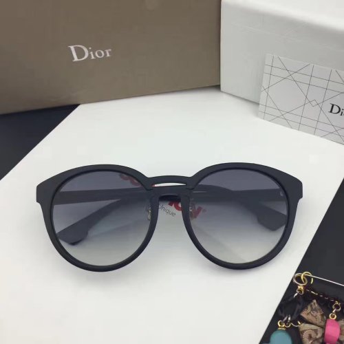 Online store DIOR Sunglasses Online C379