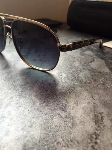 Cheap knockoff chrome hearts Sunglasses Online SCE095