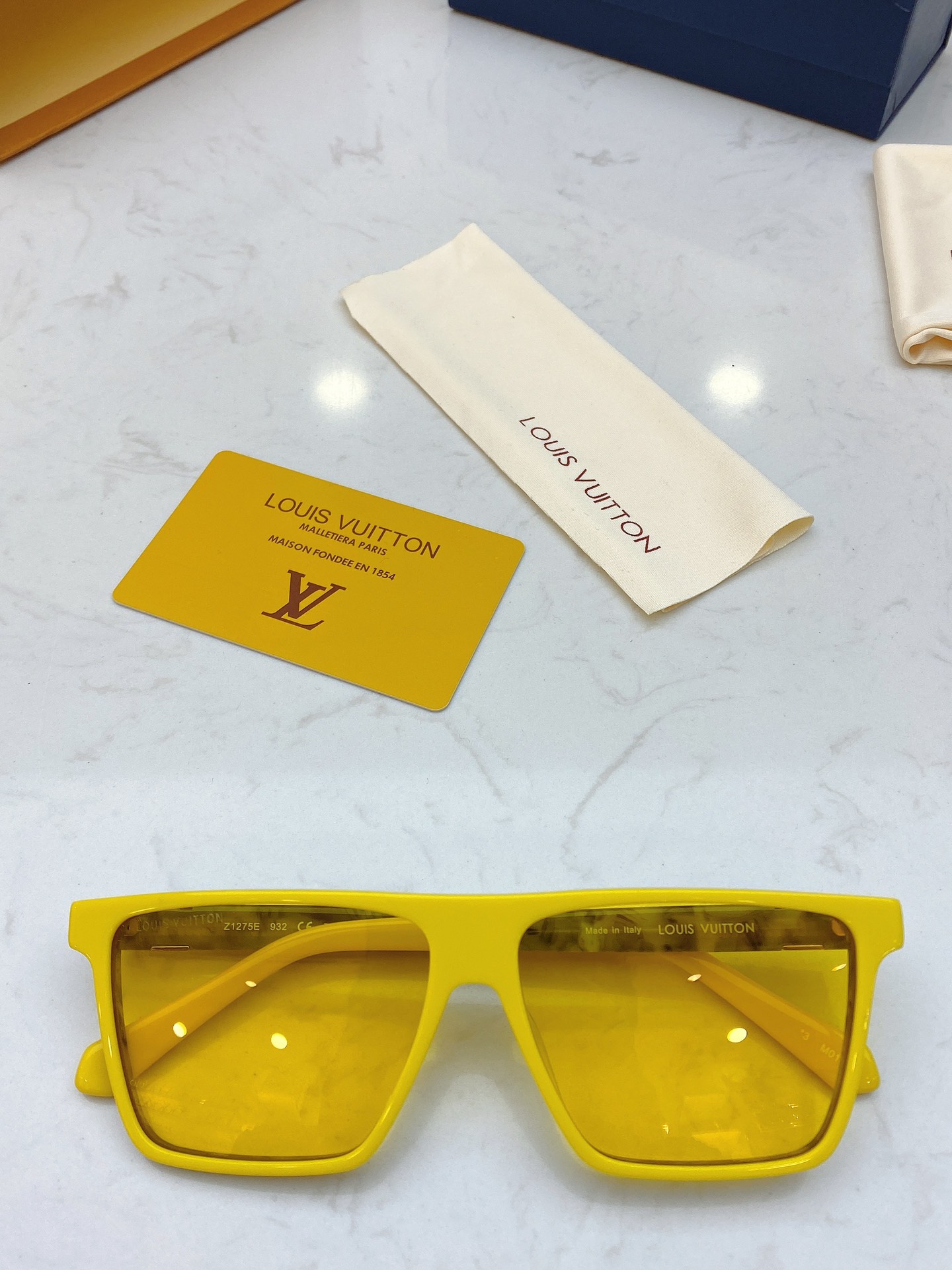 LOUIS VUITTON Sunglasses Z1275E Yellow Gray Color men
