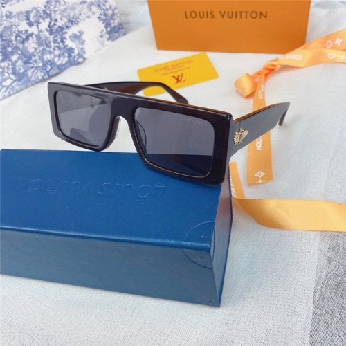 L^V sunglasses LVZ131E SLV300