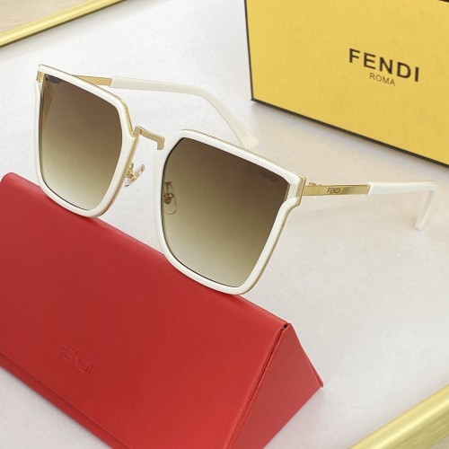 FENDI Sunglasses FD82222 SF139