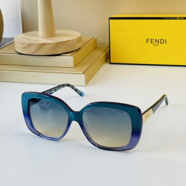 FENDI faux sunglasses Polarized FFM071S SF154