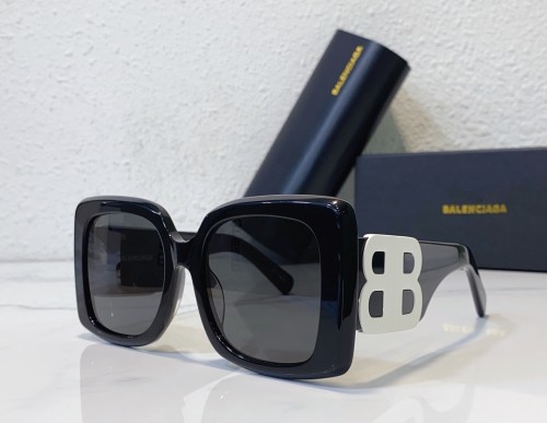 Sunglasses Polarized BALENCIAGA BB0292S ​SBA033