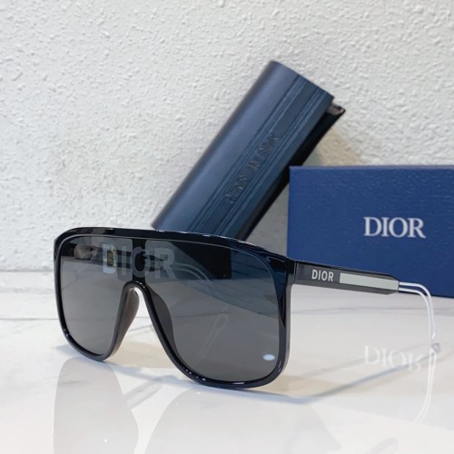 Black polarized imposter sunglasses Dior DioFAST M1L SC170