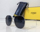 FENDI Polarized imposter sunglasses FE40069U SF167