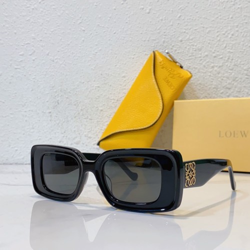 Best Site To Wholesale Fake Counterfeit Sunglasses Online LOEWE LW40110U SLW016