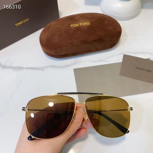 Best polarized sunglasses TOM FORD STF285
