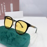 GUCCI contemporary sunglasses with yellow lenses - img_005