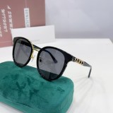 GUCCI elegant black square frame sunglasses - img_003