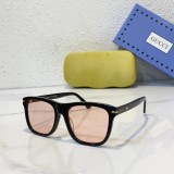 GUCCI chic pink lens sunglasses