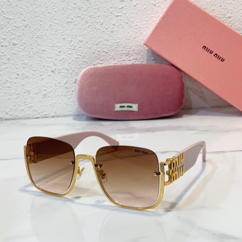 Miu Miu fake sunglasses for sports events 75v smi239