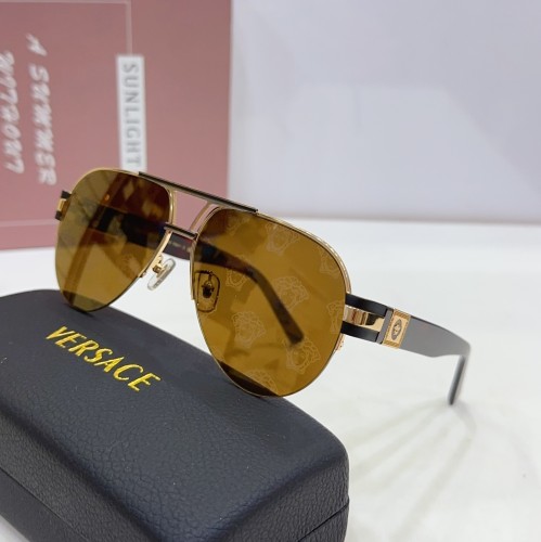 Replica sunglasses Versace with yellow lenses ve5705