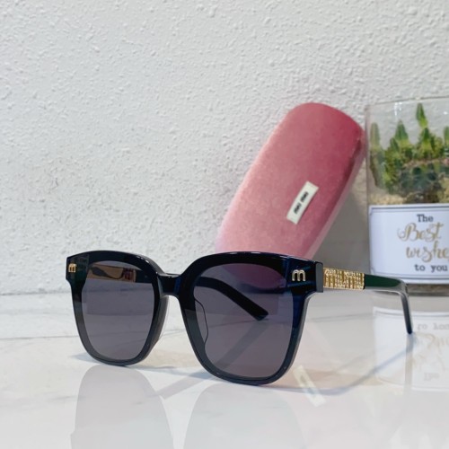 Miu Miu replica sunglasses with vented lenses 902t