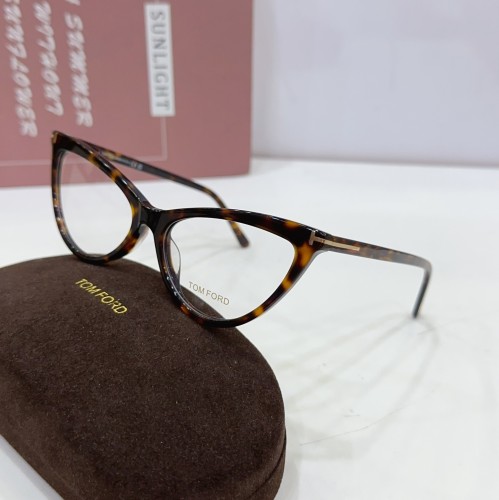 Tomford fake glasses with clear lenses TF5896