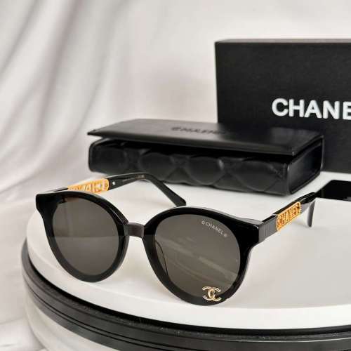Chanel designer imposter sunglasses A95081