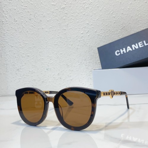 Chanel Fake sunglasses women A95077