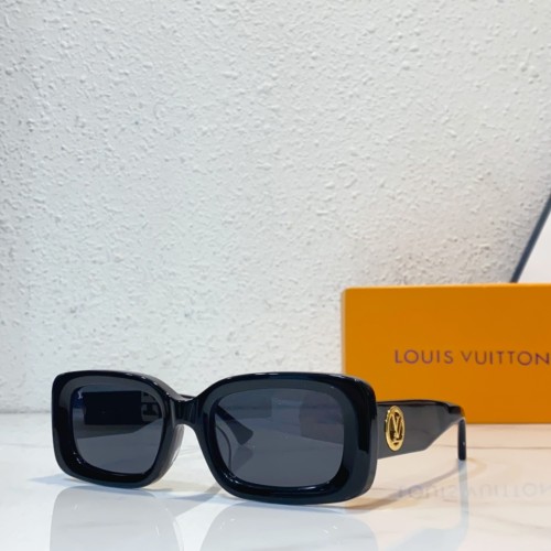 knockoff shades glasses L^V Z2441E