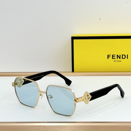 fendi Women's Sunglasses FE40273I