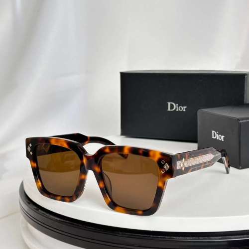 Shop Dior Polarized Hiking Sunglasses Cannage S3F replica