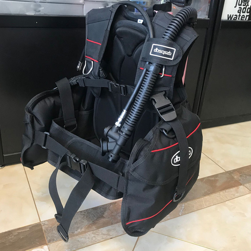 buoyancy compensator device