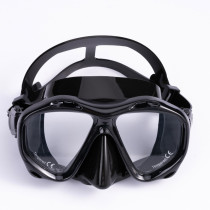 Tempered lens silicone scuba diving mask