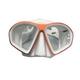 Low volume metal frame freedive mask