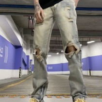 Washed distressed jeans
