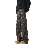 Washed distressed jeans