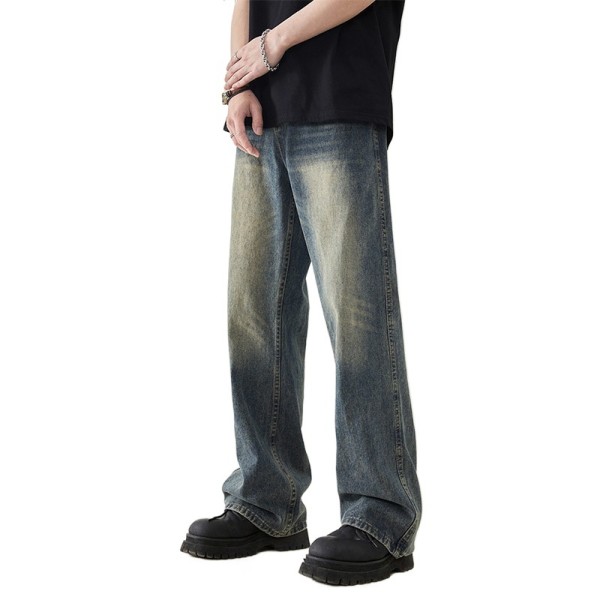 Washed distressed jeans