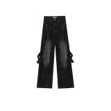  Washed distressed jeans 