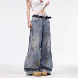  Washed distressed jeans 