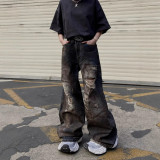  Washed distressed jeans 