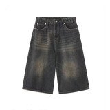 Washed distressed jeans