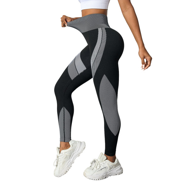 Peach hip European and American hip-lifting slim fit outer wear breathable fitness yoga shorts