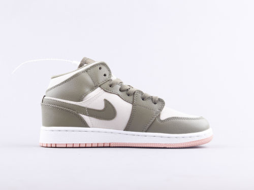 NIKE Air Jordan 1 mid Matcha by aclotzone