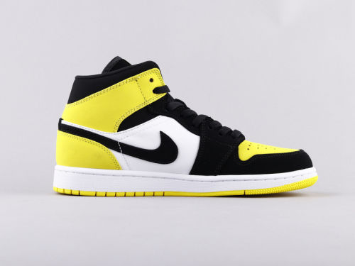 NIKE Air Jordan 1 mid Black yellow by aclotzone