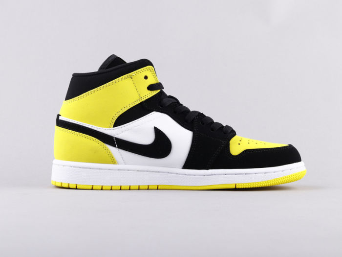 NIKE Air Jordan 1 mid Black yellow by aclotzone