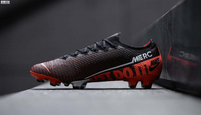 Mercurial Vapor XIII Flyknit 360 SE FG Football Shoes